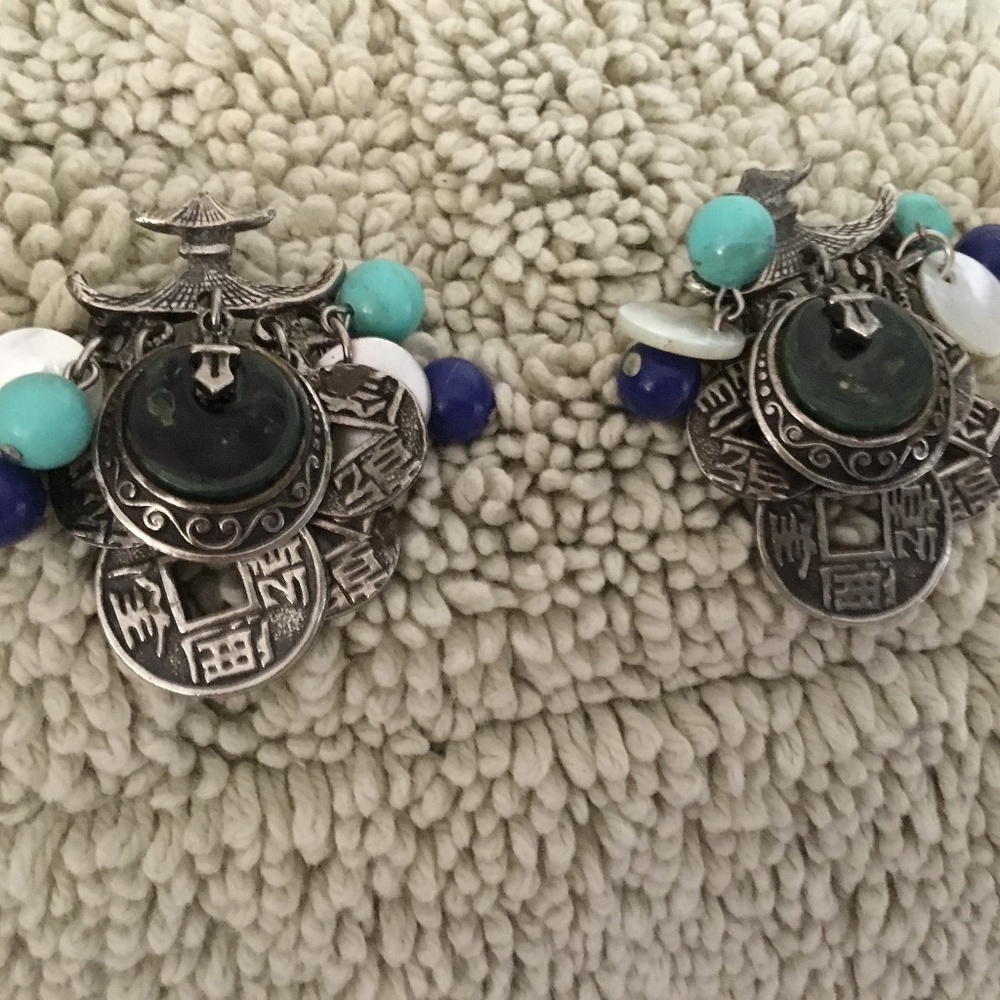 Jewelry - Picture 16 of 17
